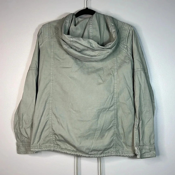 American Eagle Green Bomber Jacket Combat - XS - EUC - Picture 10 of 13